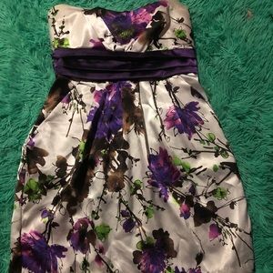 Women’s mini dress